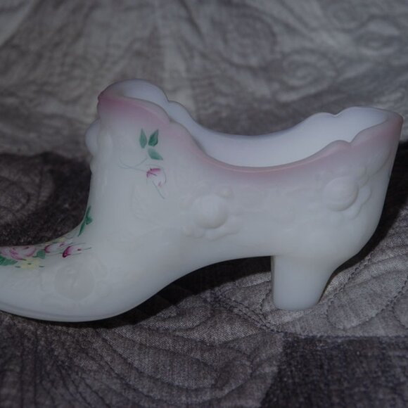 Signed Hand Painted Fenton Custard Glass Slipper - Picture 5 of 5